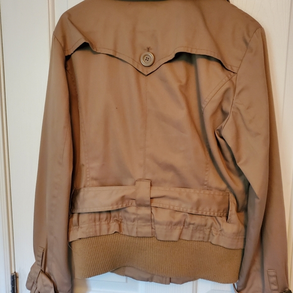 Stylish cropped Vero Moda jacket - Picture 3 of 6